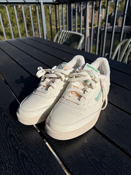 Product image 1 of 7