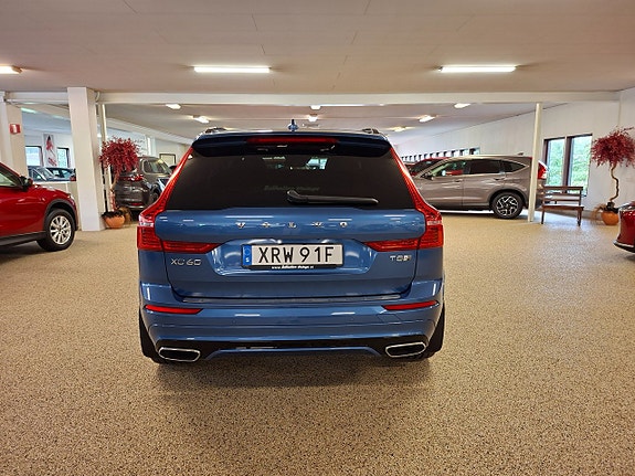 Volvo XC60 8 of 20