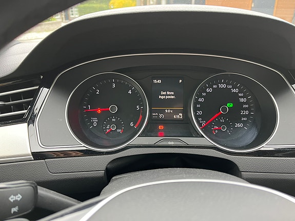Volkswagen Passat Alltrack 17 of 18