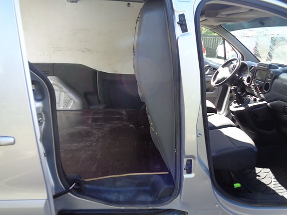 Peugeot Partner 15 of 17