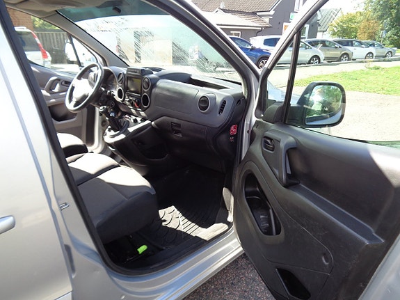 Peugeot Partner 14 of 17