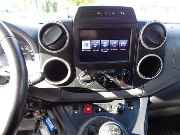 Peugeot Partner 12 of 17