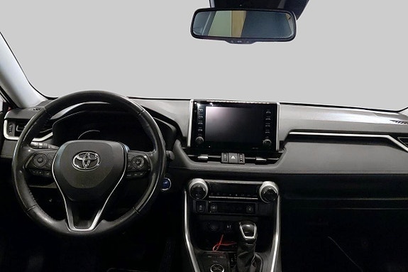 Toyota RAV4 9 of 11