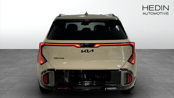 Kia Seltos 7 of 9