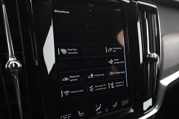 Volvo V90 Cross Country 25 of 30