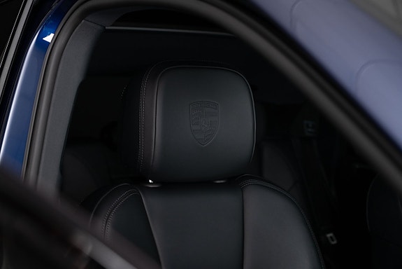 Porsche Macan 15 of 28