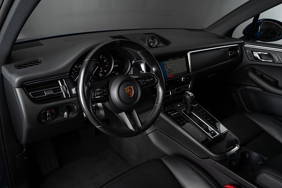 Porsche Macan 6 of 28