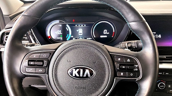 Kia e-Niro 10 of 14
