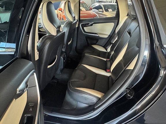 Volvo XC60 6 of 7