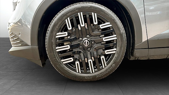 Nissan Leaf 9 of 9