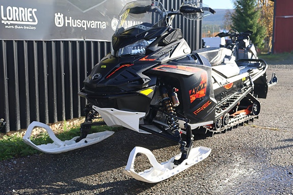 Lynx XTRIM RE 850 E-TEC 3500 -19 3 of 10