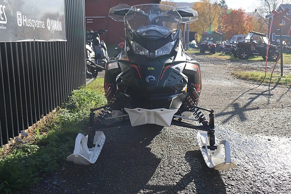 Lynx XTRIM RE 850 E-TEC 3500 -19 6 of 10