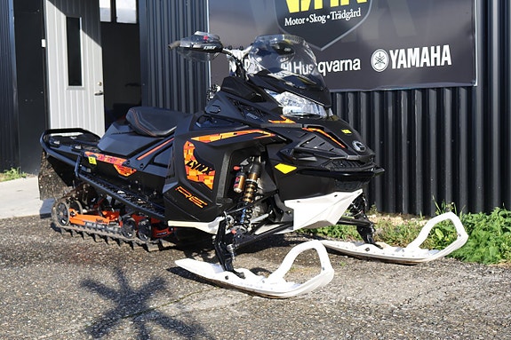 Lynx XTRIM RE 850 E-TEC 3500 -19 2 of 10