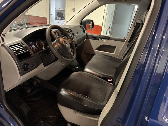 Volkswagen Transporter 5 of 6