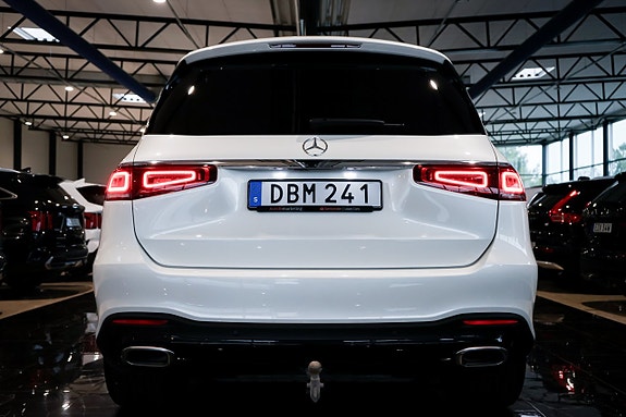 Mercedes-Benz GLS580 7 of 30