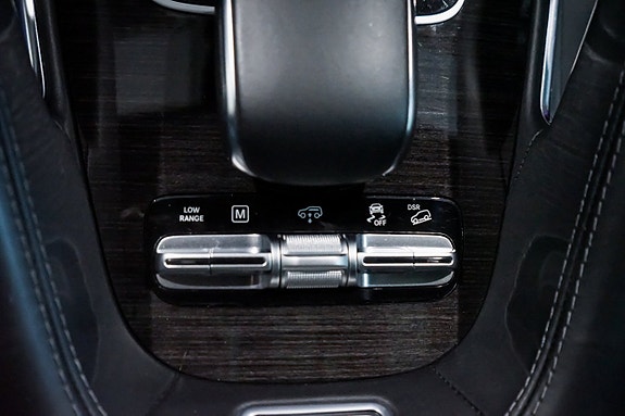 Mercedes-Benz GLS580 22 of 30