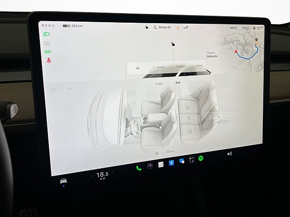 Tesla Model Y 23 of 30