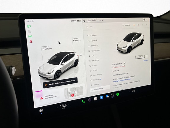 Tesla Model Y 20 of 30