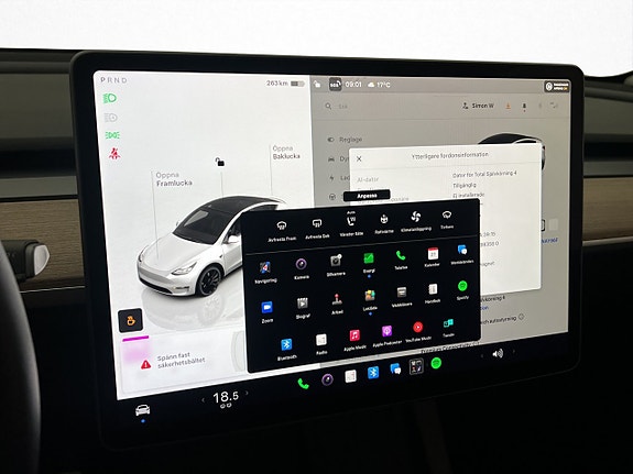 Tesla Model Y 18 of 30