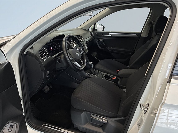 Volkswagen Tiguan Allspace 8 of 27