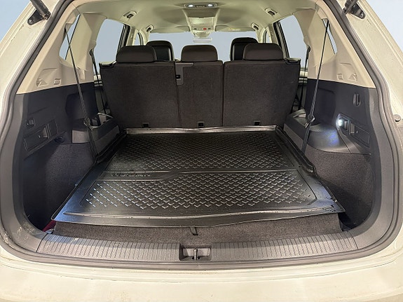 Volkswagen Tiguan Allspace 25 of 27