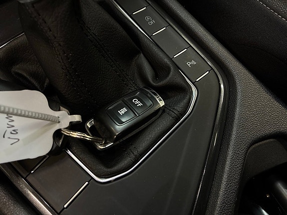 Volkswagen Tiguan Allspace 18 of 27