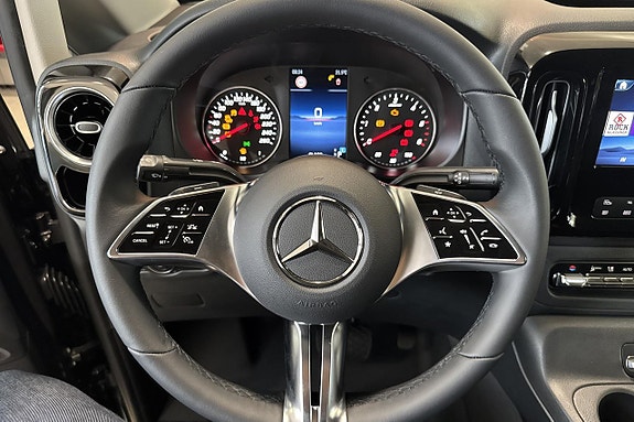 Mercedes-Benz Vito 119 14 of 19