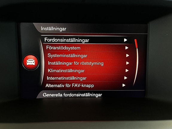Volvo S60 Cross Country 23 of 26