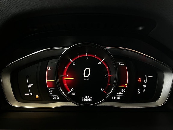 Volvo S60 Cross Country 19 of 26