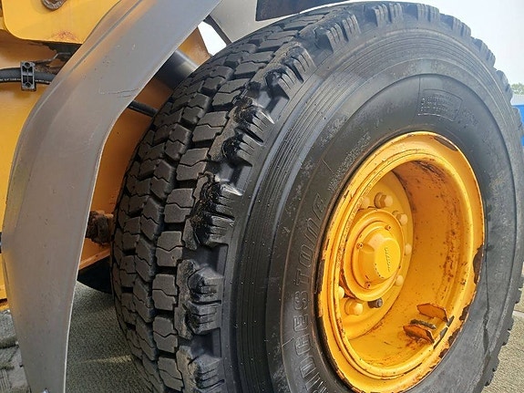Volvo L60 H 18 of 22