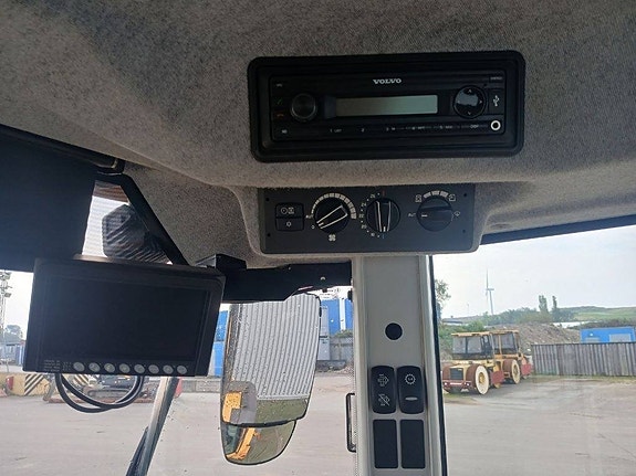 Volvo L60 H 12 of 22