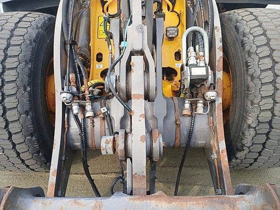 Volvo L60 H 14 of 22