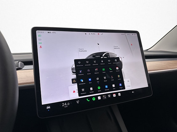 Tesla Model 3 25 of 30