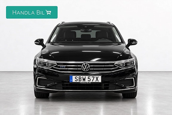 Volkswagen Passat 3 of 21