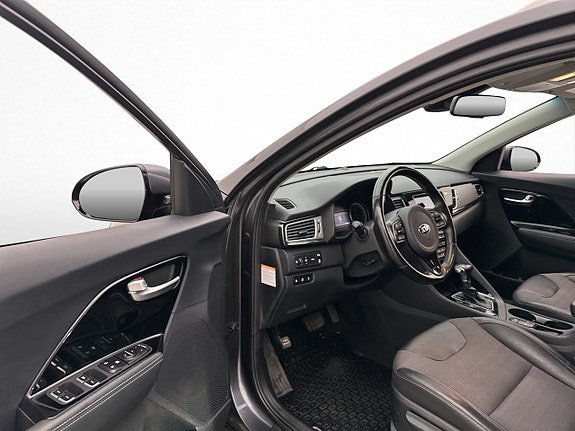 Kia Niro 9 of 28