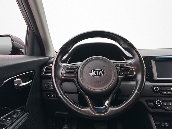 Kia Niro 11 of 28