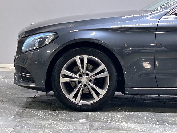 Mercedes-Benz C180 5 of 26