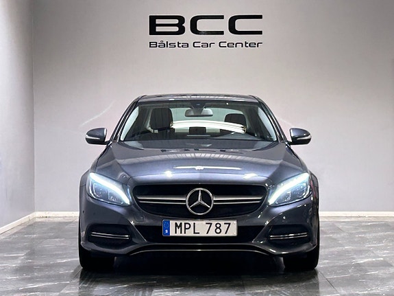 Mercedes-Benz C180 3 of 26