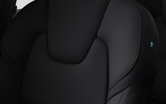 Volvo XC60 8 of 12