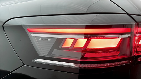 Volkswagen Passat 19 of 19