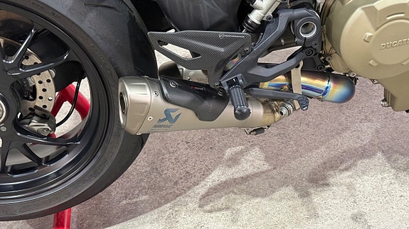 Ducati Streetfighter V4S DQS Akrapovic 17 of 17