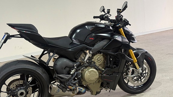 Ducati Streetfighter V4S DQS Akrapovic 4 of 17
