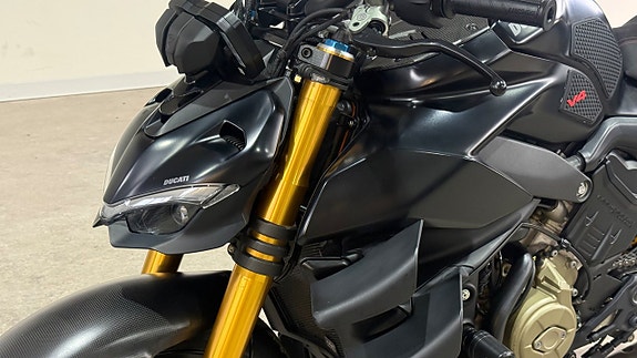 Ducati Streetfighter V4S DQS Akrapovic 9 of 17