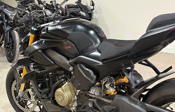 Ducati Streetfighter V4S DQS Akrapovic 12 of 17