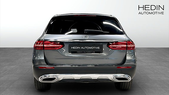 Mercedes-Benz E220 d 7 of 10