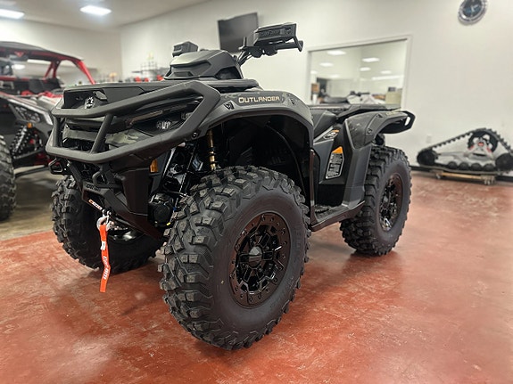 Can-Am MAX BLACKCOUNTRY 1000R T O.M.G LEVERANS PLOGKAMPANJ 2 of 4