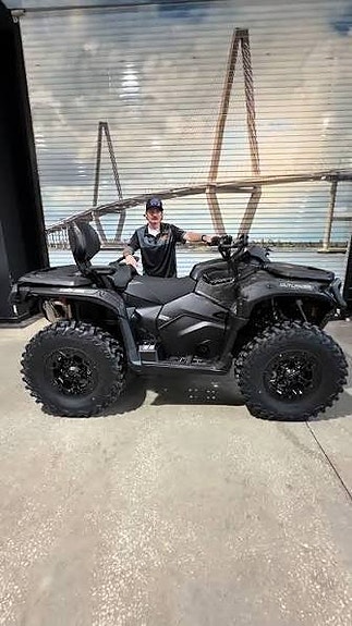 Can-Am MAX BLACKCOUNTRY 1000R T O.M.G LEVERANS PLOGKAMPANJ 4 of 4