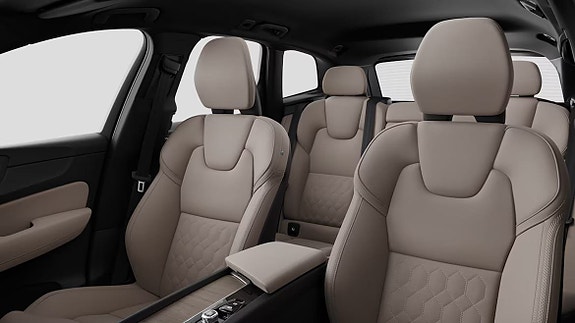 Volvo XC60 13 of 14