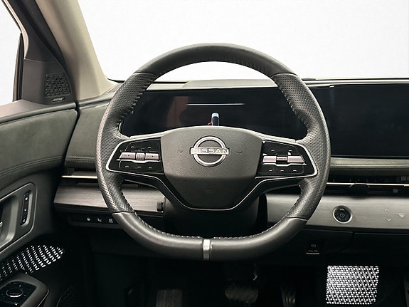 Nissan Ariya 19 of 30