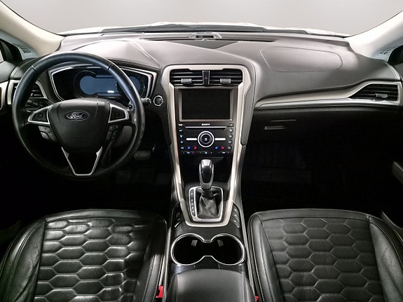 Ford Mondeo 14 of 21